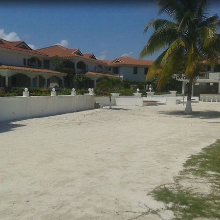 Sands Villas San Pedro  Kültér fotó